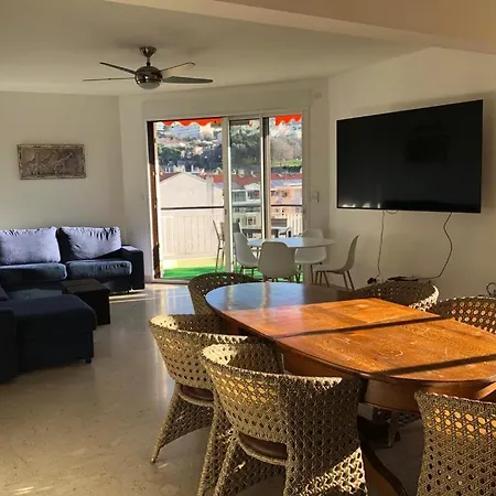 Apartment F4 120 M2 10 Minutes A Pieds Du Vieux